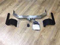 Фаркоп на Toyota Land Cruiser 200 2007-2021 с накладкой с надписью Toyota F 1500/100
