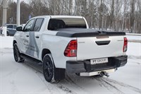 ТСУ /съемный квадрат/ с НЕРЖ накладкой TOYOTA Hilux 2015- ТСУ /съемный квадрат/ с НЕРЖ накладкой TOYOTA Hilux 2015-